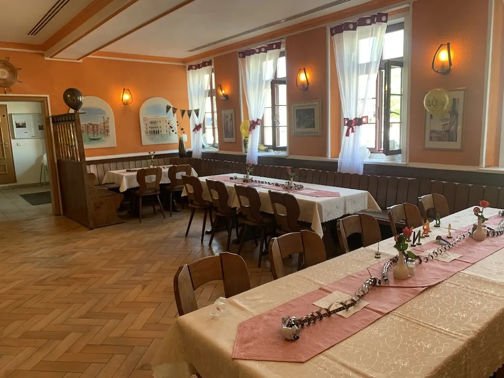 Ristorante & Pizzeria Rialto restaurant in Schloßvippach