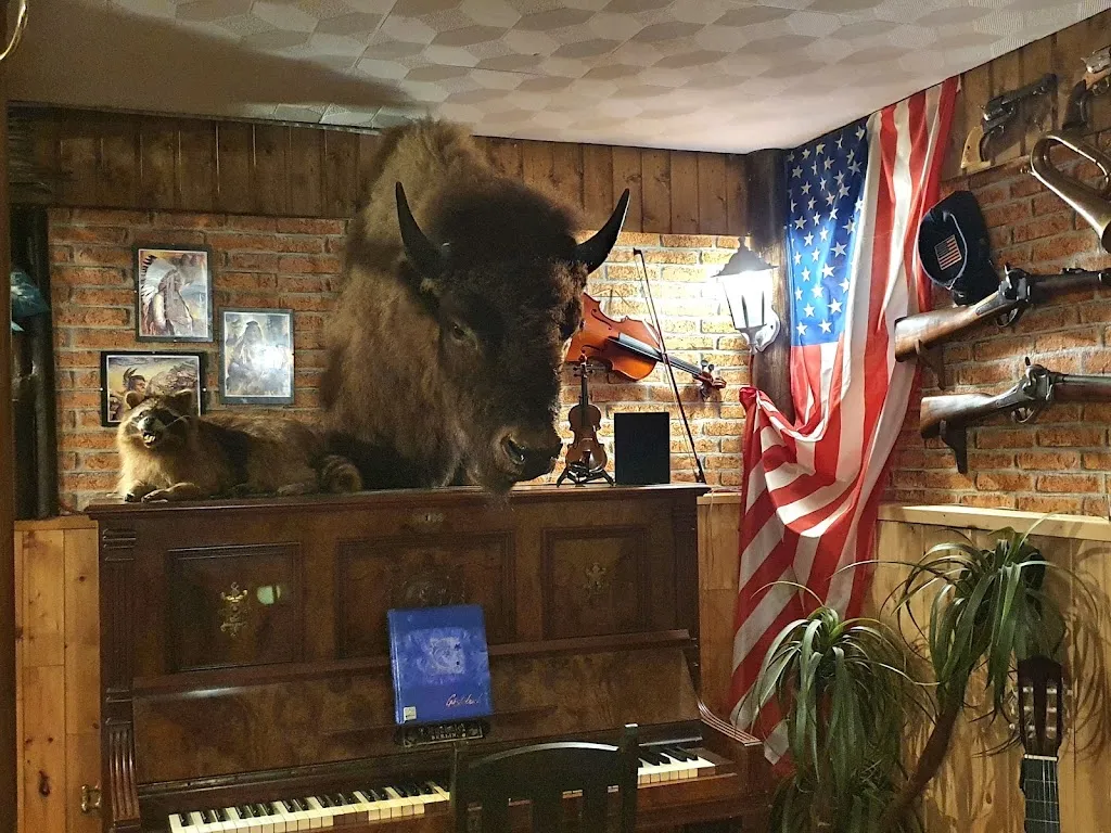 Horst Saft Gaststätte Westernsaloon_Themar_slider_image_3