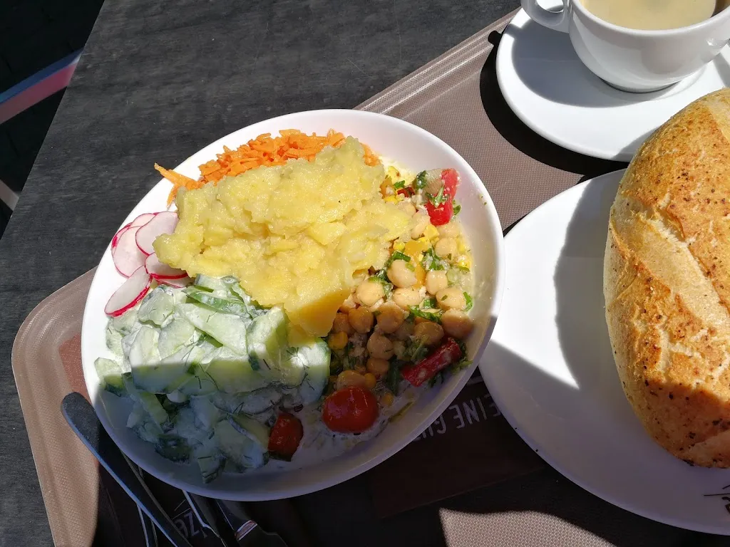 Menü_Bäckerei & Konditorei, Café, Gastronomie Schulze_Urbach_Bild_9