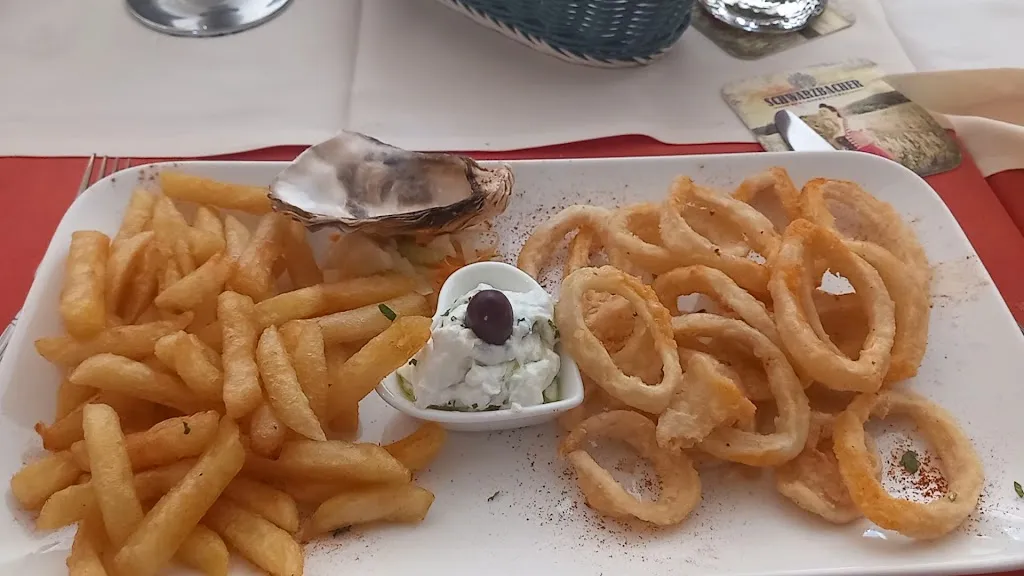 Dionysos Restauraut - Jossif Kadoglou_Suhl_slider_image_2