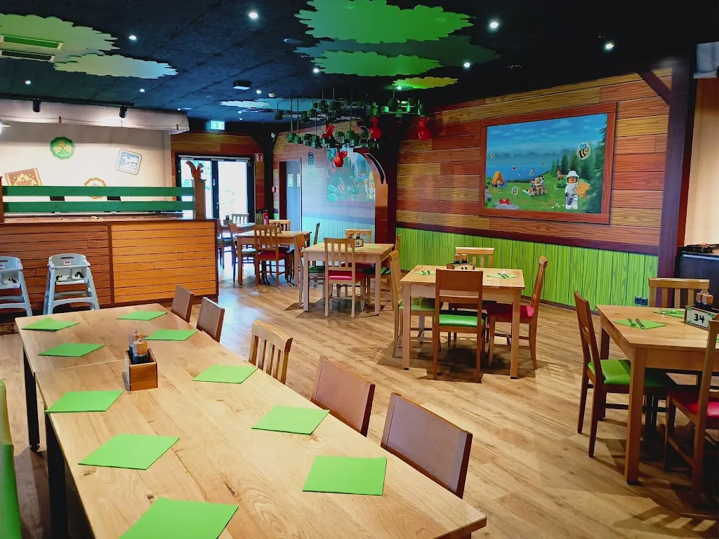 Hungriger Bär Legoland Feriendorf_Günzburg_slider_image_2