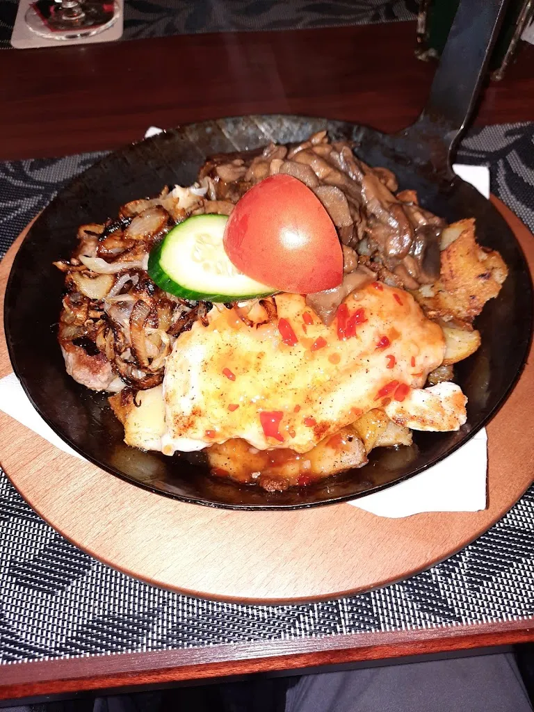 Restaurant Goldener Löwe - Ute Ehrhardt-Kaufmann_Zeulenroda-Triebes_slider_image_2