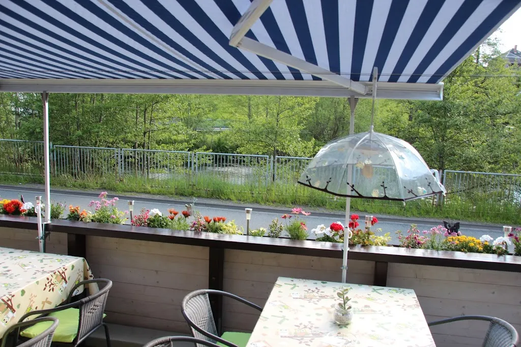 bei Lindners restaurant in Zeulenroda-Triebes