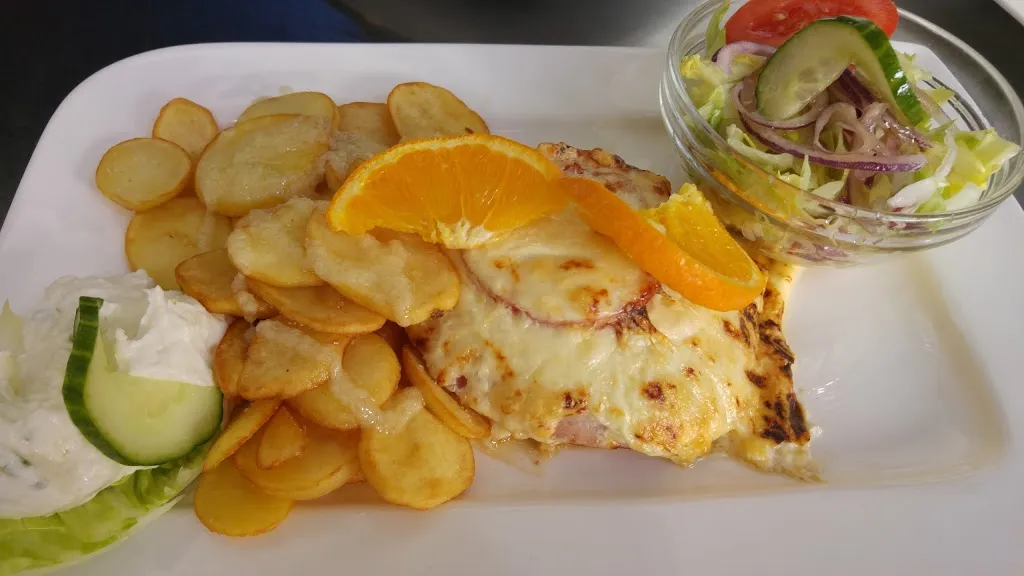 Irodion Palace_Zeulenroda-Triebes_slider_image_3