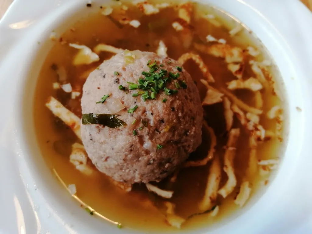 Monika Ott_Gasthaus zur Linde_Nürnberg_Bewertung