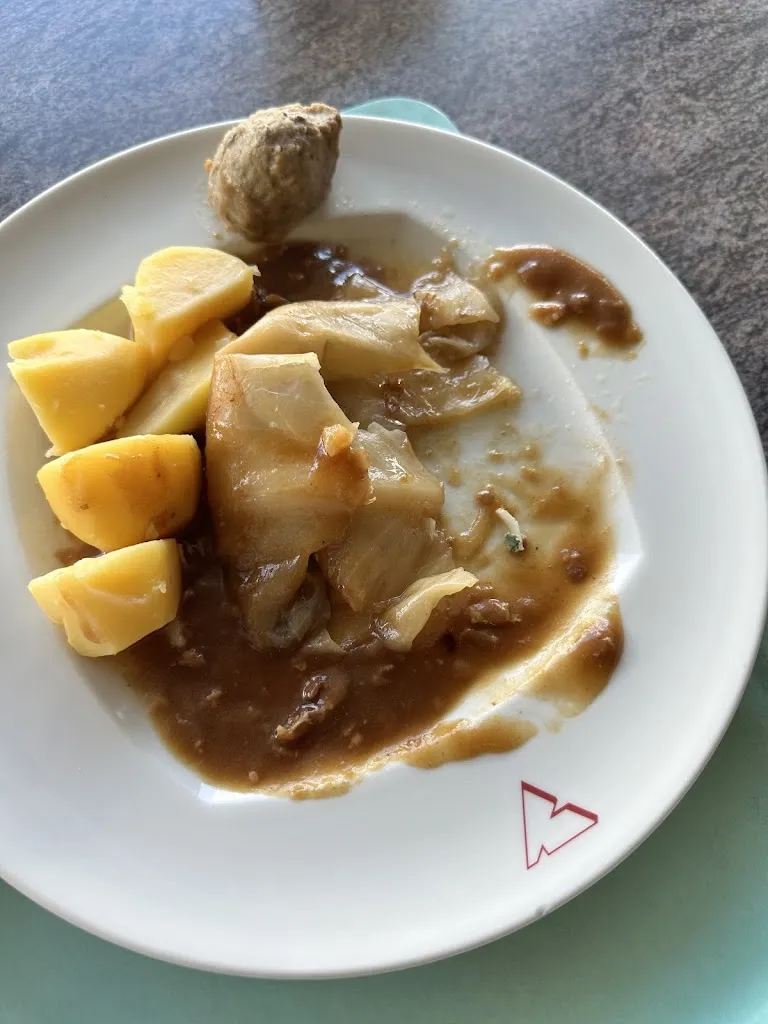 Gisela Kaufmann_HK Gastronomie im Adler Modehaus_Haibach_review