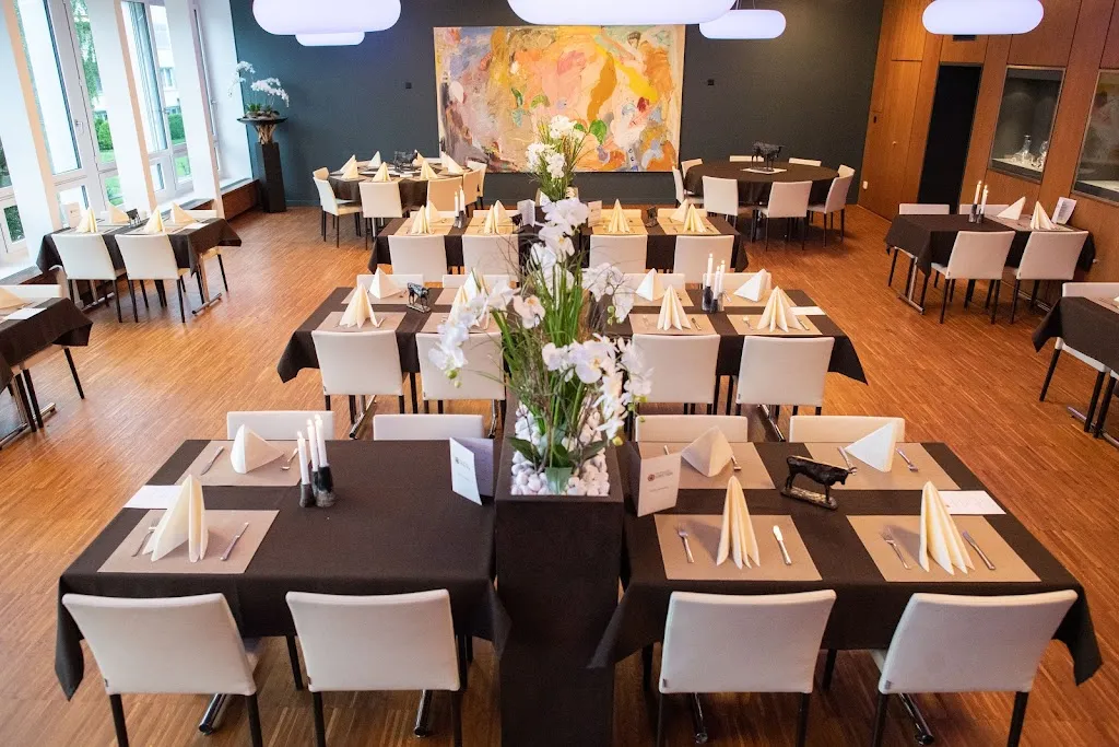 Zum Schwarzen Uristier restaurant in Altdorf