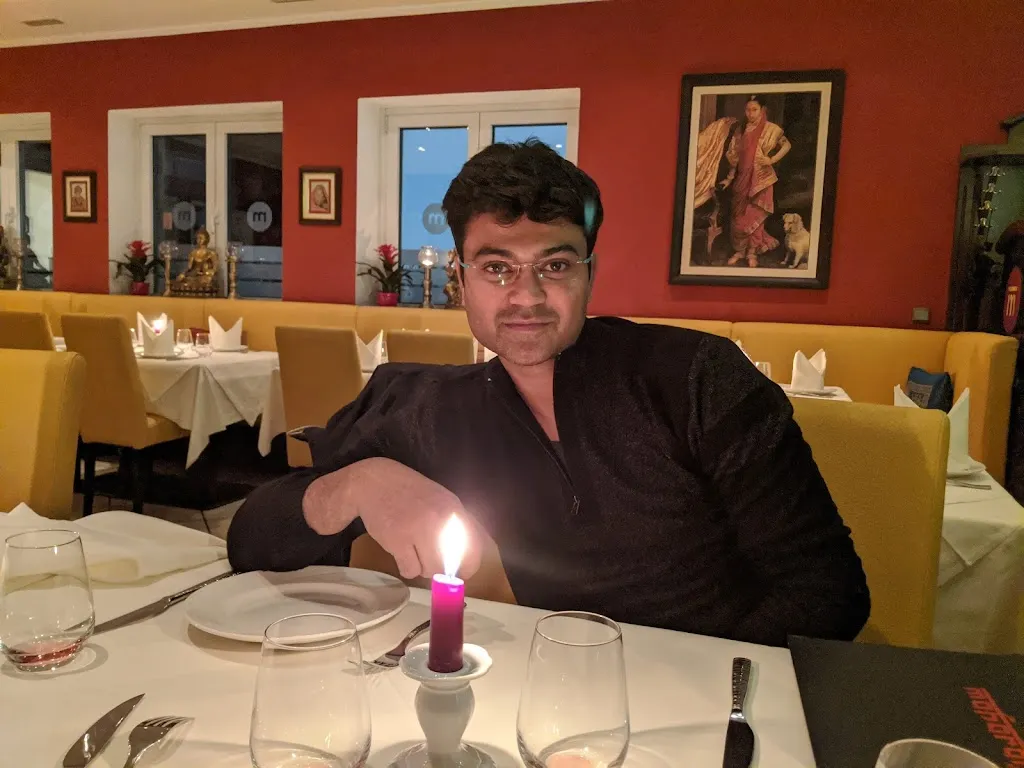 Abhishek Srivastava_Maharani - Indian Cuisine_Grünwald_review
