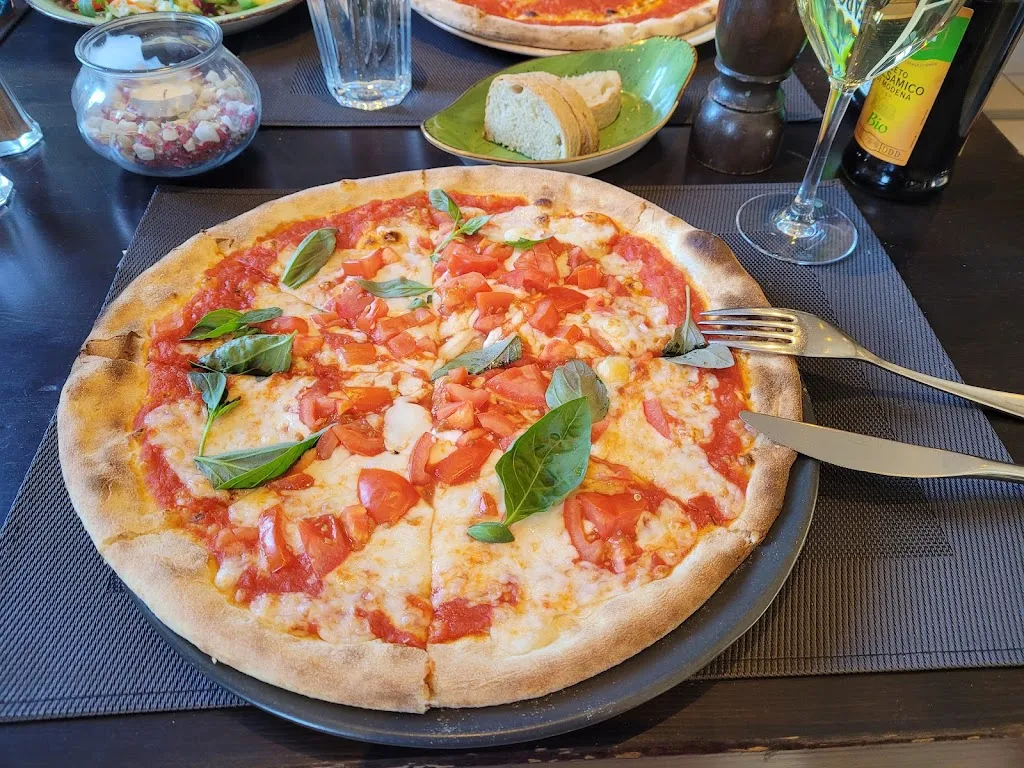 Aistė Butkutė-Tisch_Restaurant La Villa_Grünwald_review