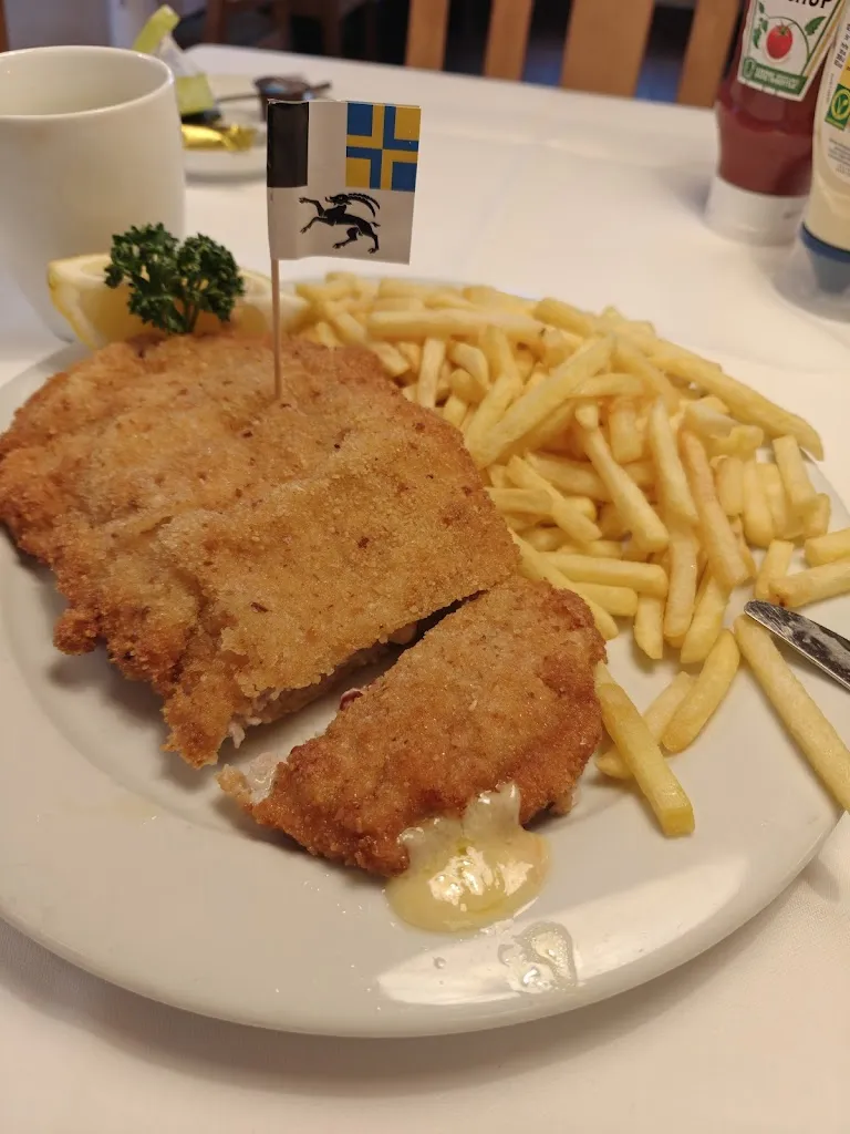 Nhiwbie_Restaurant Grünwald_Zürich_review