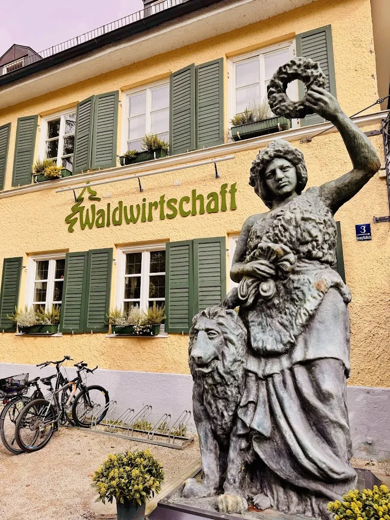 Johannes Lenz_Waldwirtschaft_Isartal_review