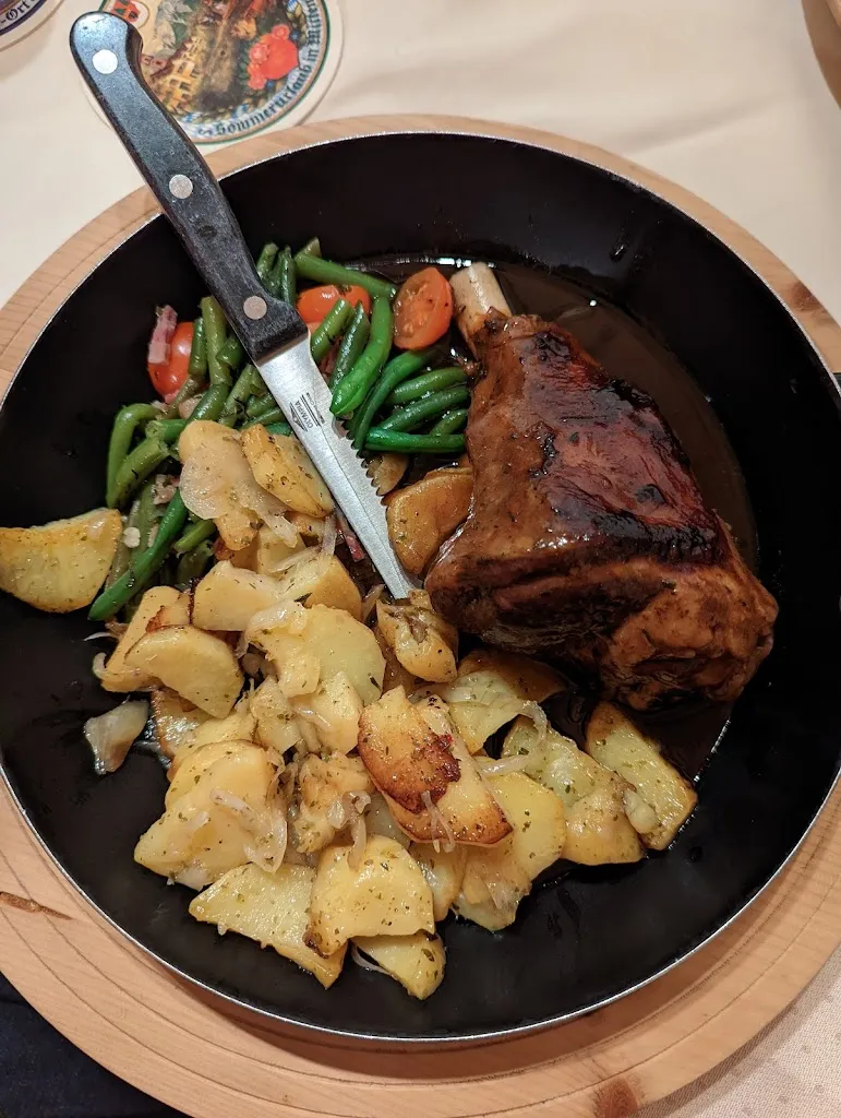 Rob Mateo_Alpengasthof Gröbl-Alm - Leuthner oHG_Mittenwald_review