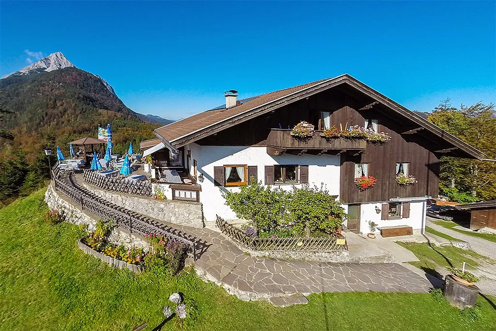 Berggasthaus Ederkanzel restaurant in Mittenwald