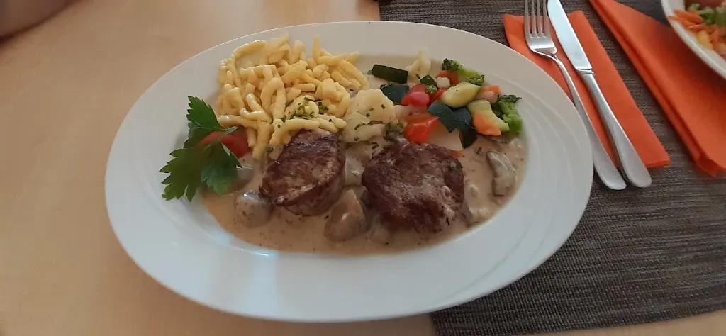 Monika S_Schloss-Gaststätte Deberndorf_Cadolzburg_review