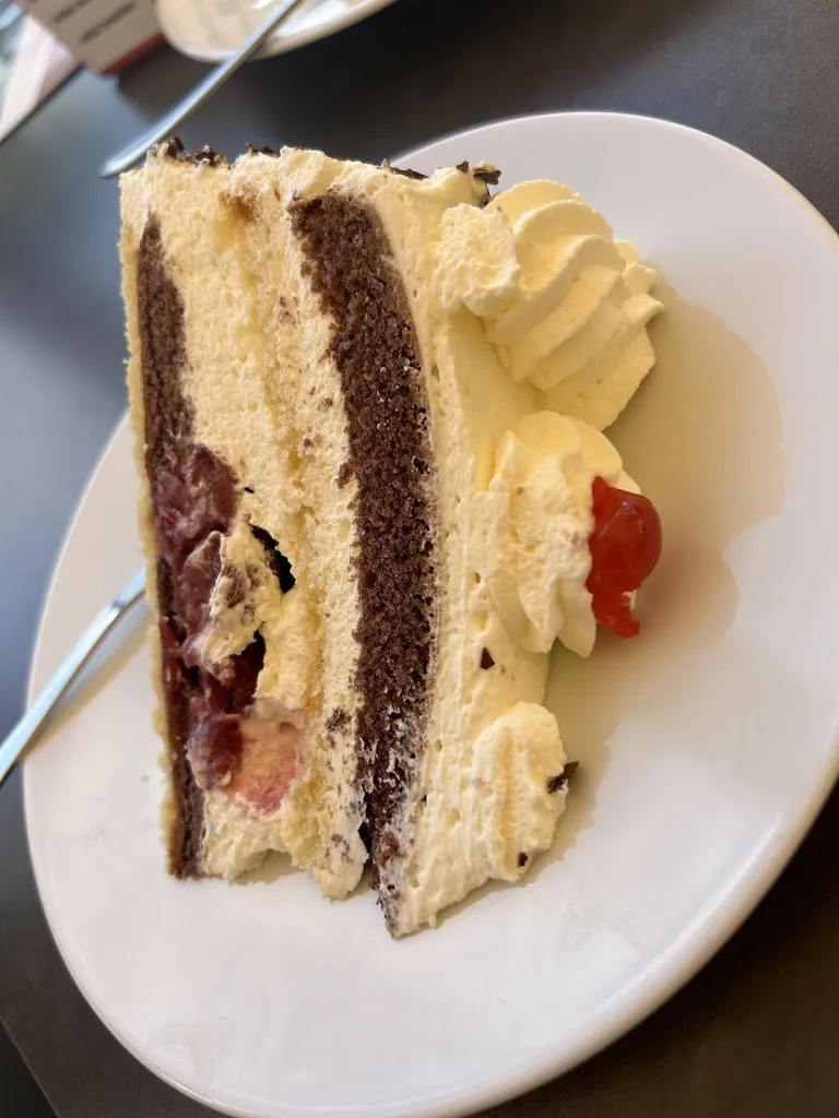 Saurabh Caplash_Café & Restaurant Seeterrassen_Happurg_review