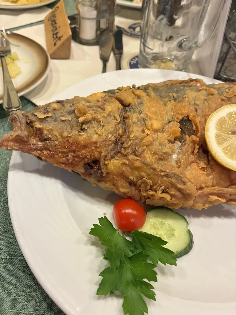 Eddie_Gasthaus zum Grünreuther Schlöß'l_Hartenstein_review