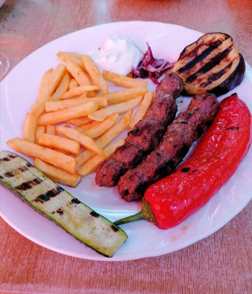 Menu_Restaurant Tyros im Vogelpark_Haßloch_immagine_5