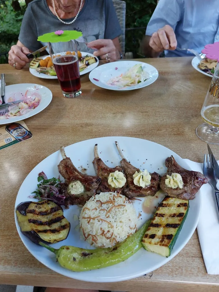 Menu_Restaurant Tyros im Vogelpark_Haßloch_immagine_9