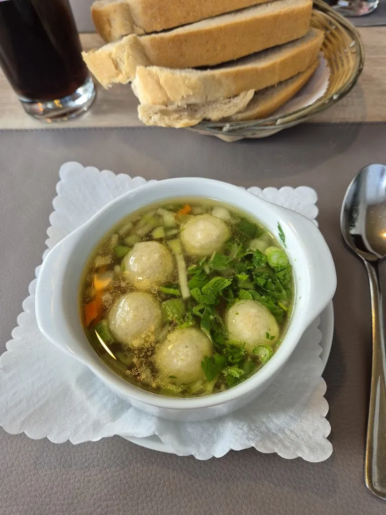 Silke Stiefel_Restaurant an der Radrennbahn_Haßloch_review