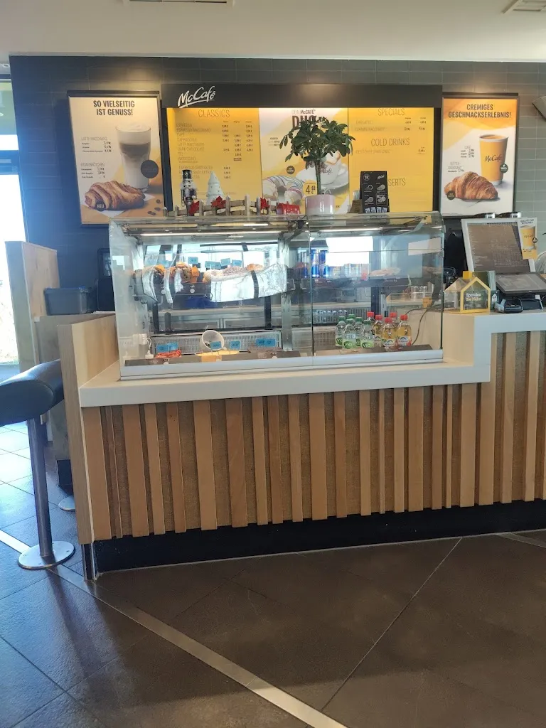 Jay Savani_McDonald's_Haßloch_review