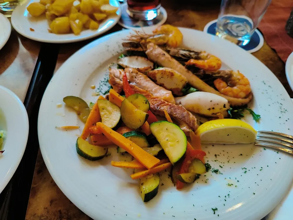 Menu_Restaurant Delphi_Donau_immagine_7