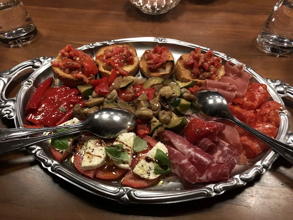 Menu_Zur alten Wache und Vinifera24 - Wein Delikatessen Vinothek Restaurant_Hammelburg_image_8