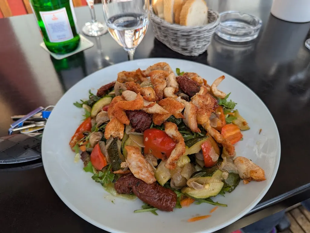 Zur alten Wache und Vinifera24 - Wein Delikatessen Vinothek Restaurant_Hammelburg_slider_image_3