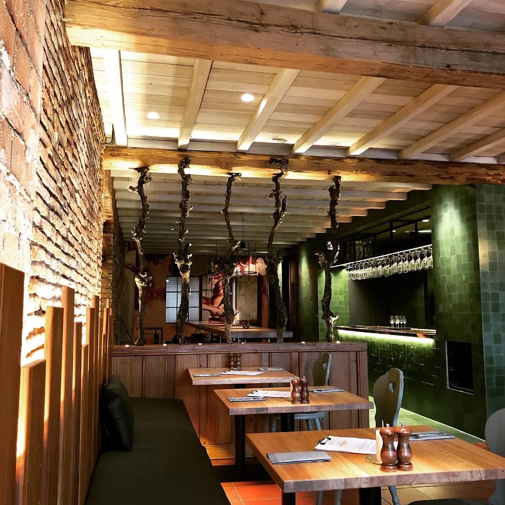 Müller! Das Weingut und Weinhotel restaurant in Hammelburg