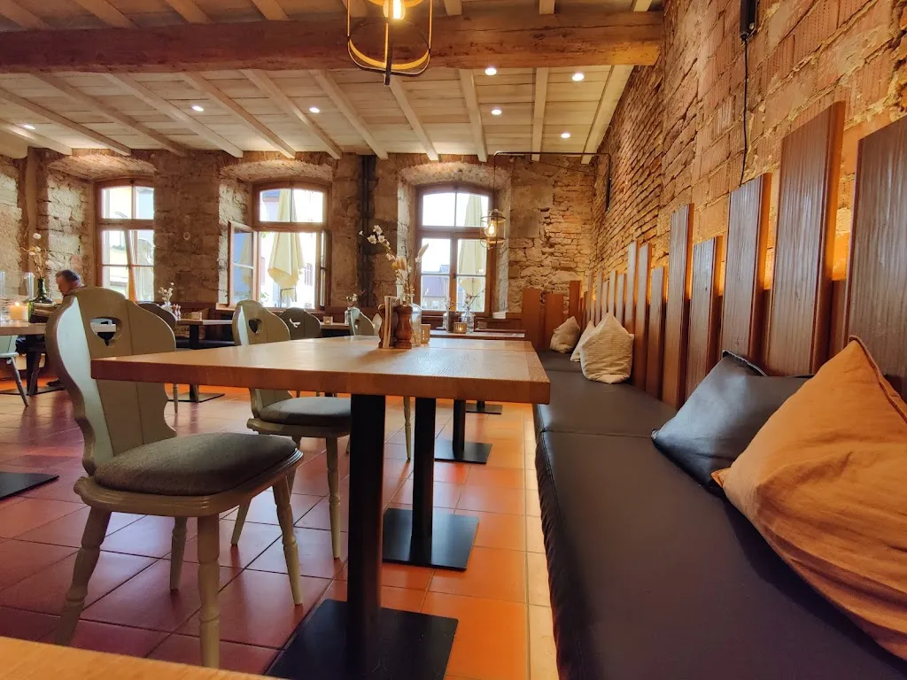 Müller! Das Weingut und Weinhotel_Hammelburg_slider_image_3