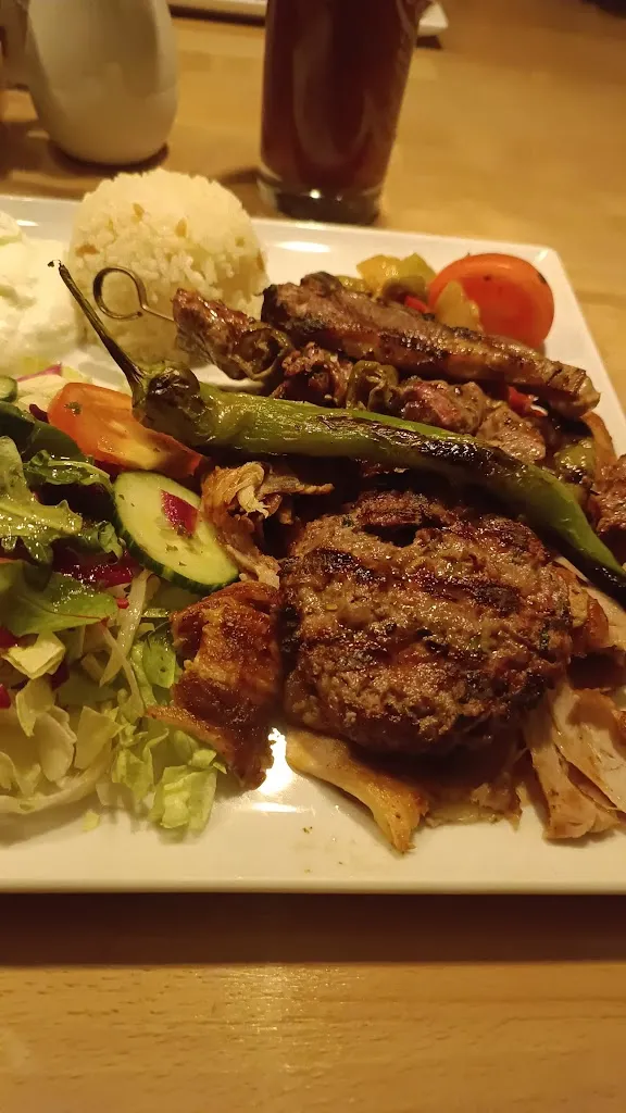 Akkol’s Restaurant_Nürnberg_slider_image_2