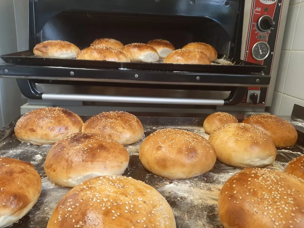 Pizzeria Restaurant Preto e Branco_Hebertshausen_slider_image_2