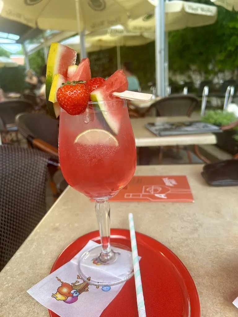 S M I Vescovo_Eiscafé Bacio_Hausham_review