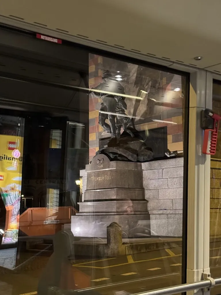 Kaufhaus Türmli ristorante a Altdorf