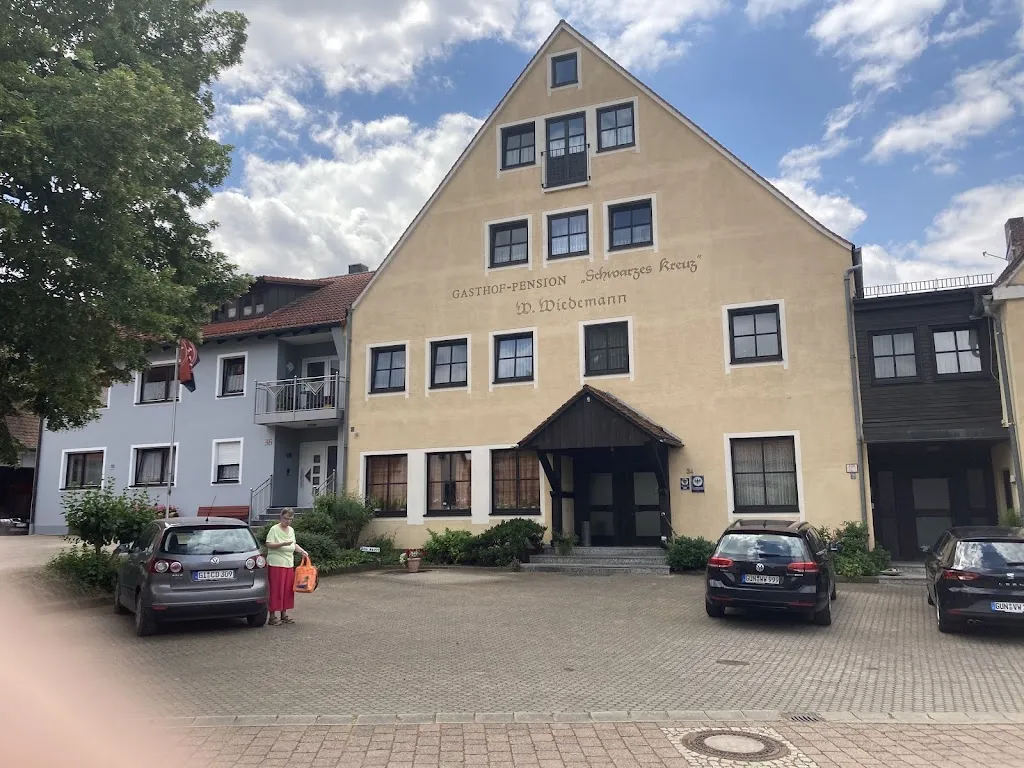 Gasthof Schwarzes Kreuz restaurant in Haundorf