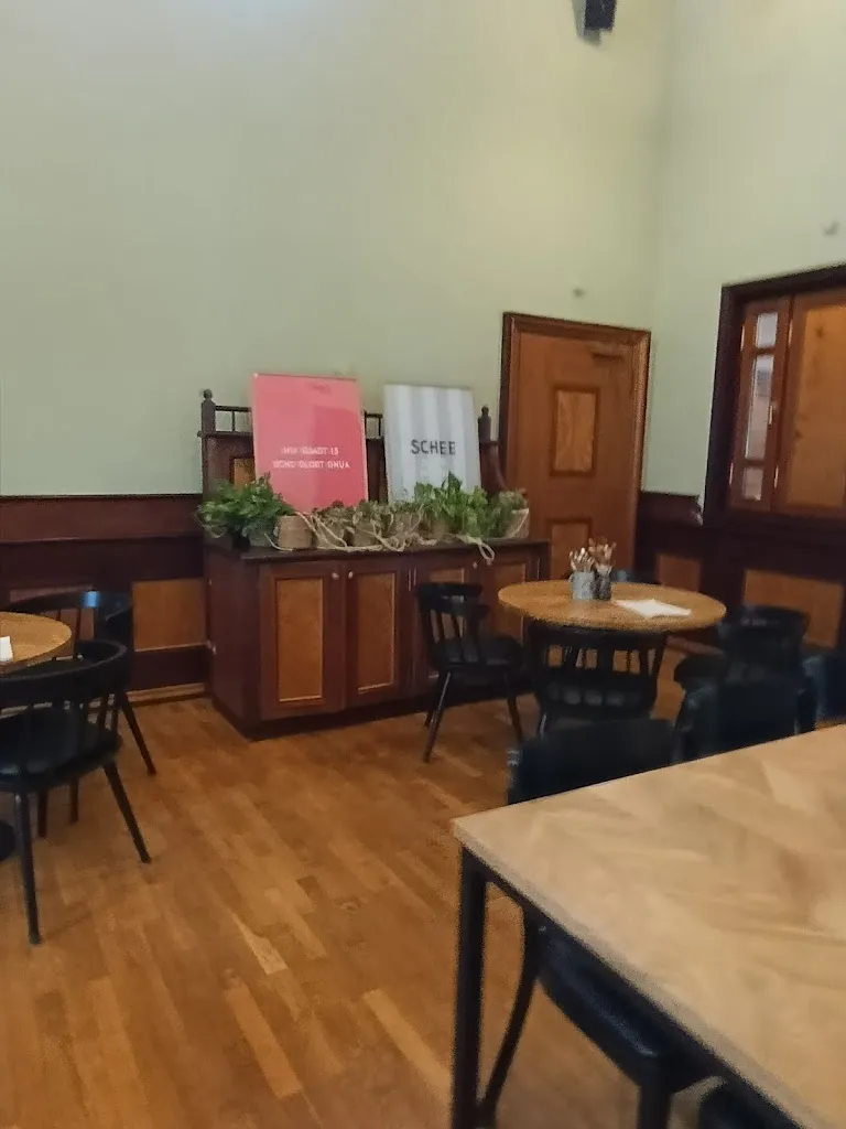 Erica Johnson_Lighthouse Restaurant_Gunzenhausen_review