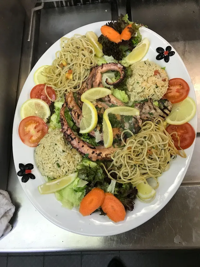 Restaurant La Vela_See_slider_image_2