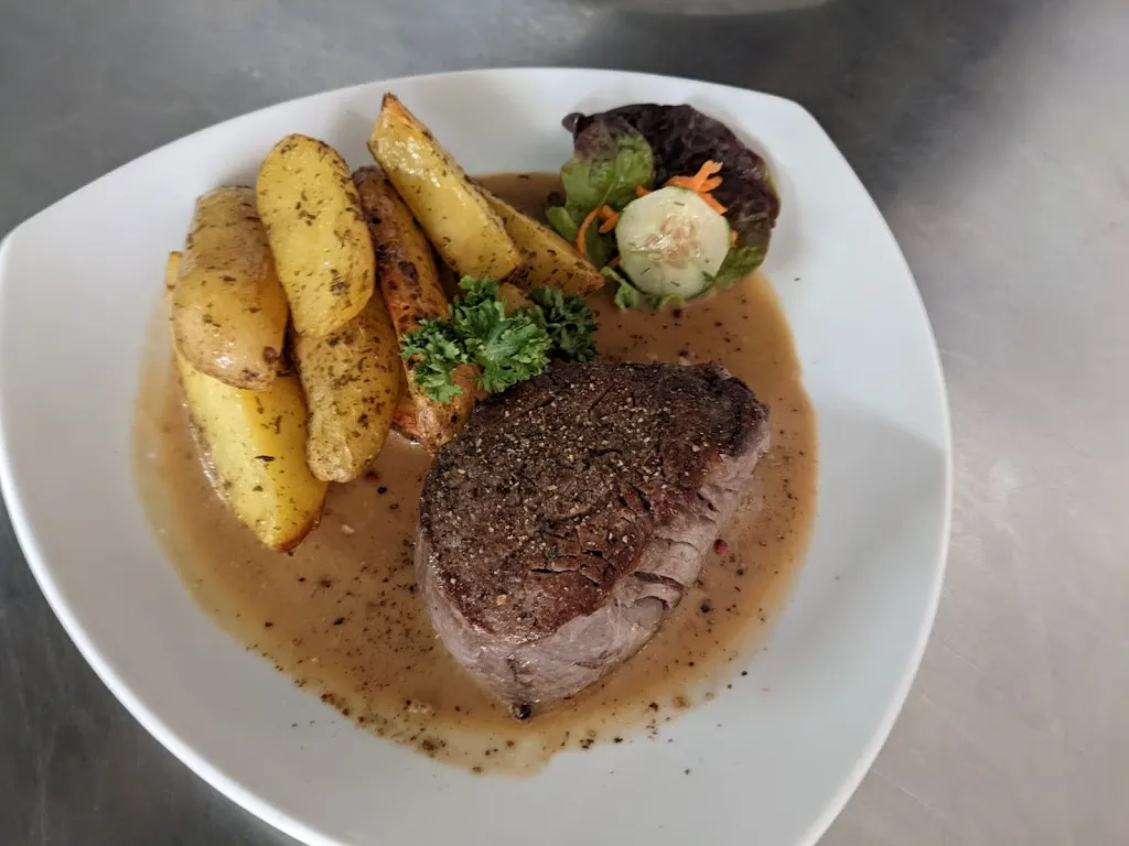 Gasthaus zum Hirschen_See_slider_image_2