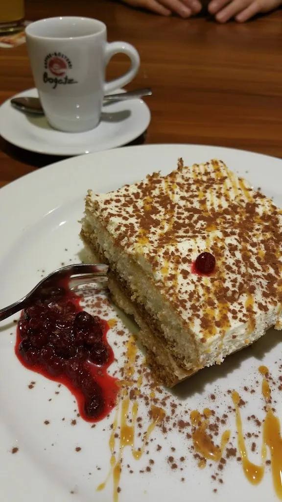 Menu_Pizzeria Adria_Hausen_image_5