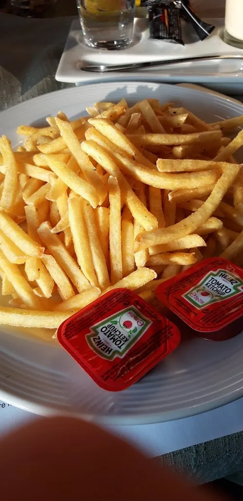 Leon_Max & Moritz_Hausen_review