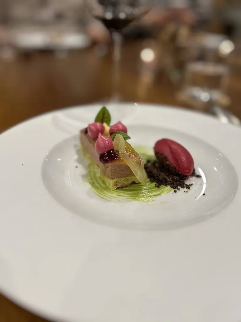 Hansruedi Keusch_Genuss-Stube_Hausen_review