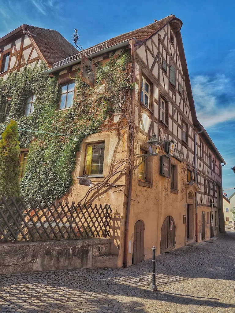 Gasthof Zum Adler ristorante a Heilsbronn