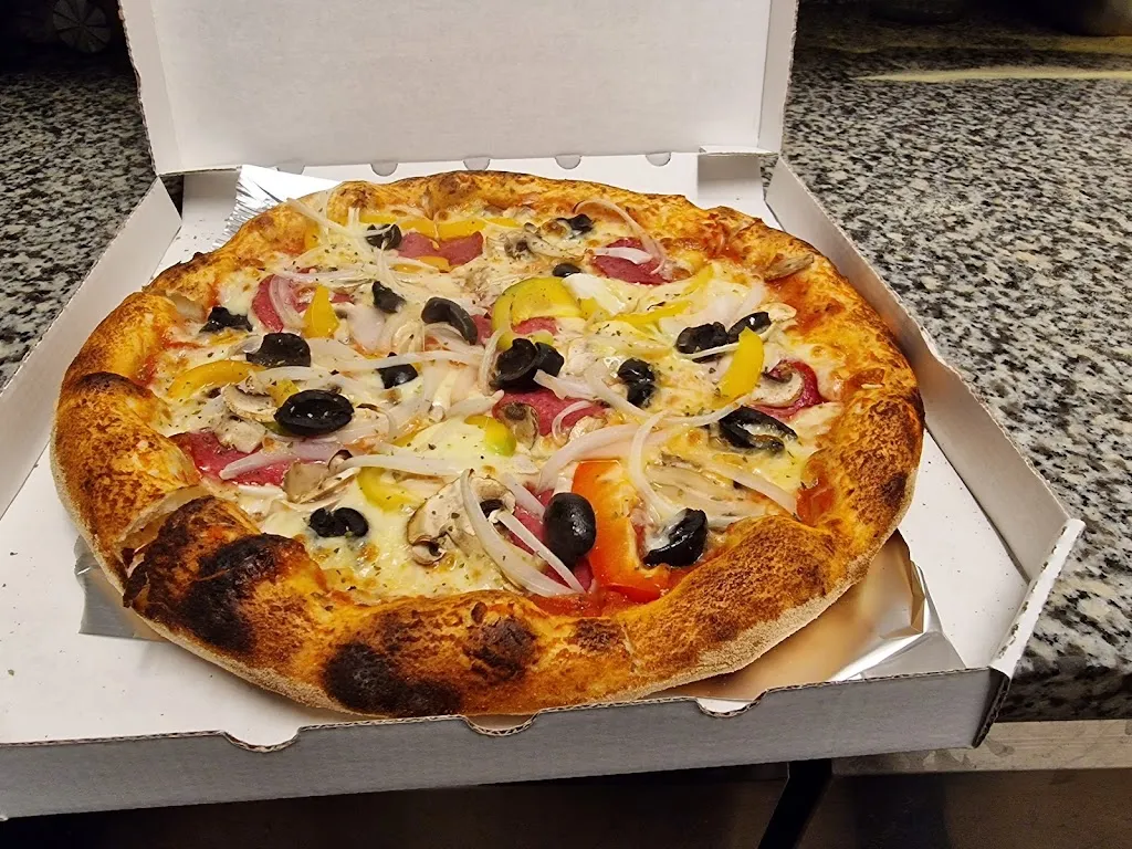 Pizza Bella_Heilsbronn_slider_image_3