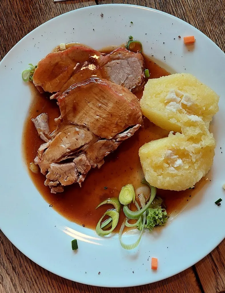 Gaststätte Zum Wirtshaus_Henfenfeld_slider_image_3