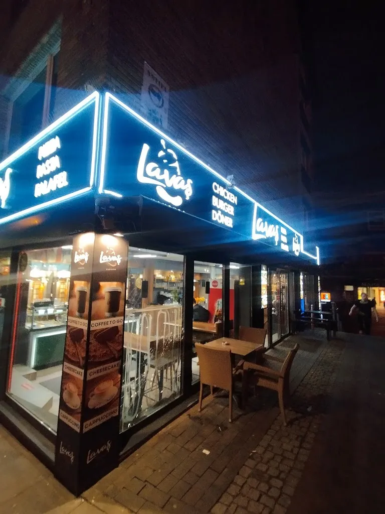 Julián Perez_Lavas Hamburg_Hamburg_review