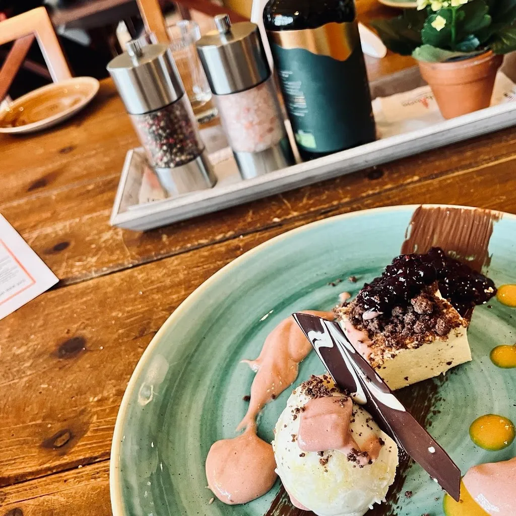 Restaurant Leuchtturm_Hamburg_slider_image_2