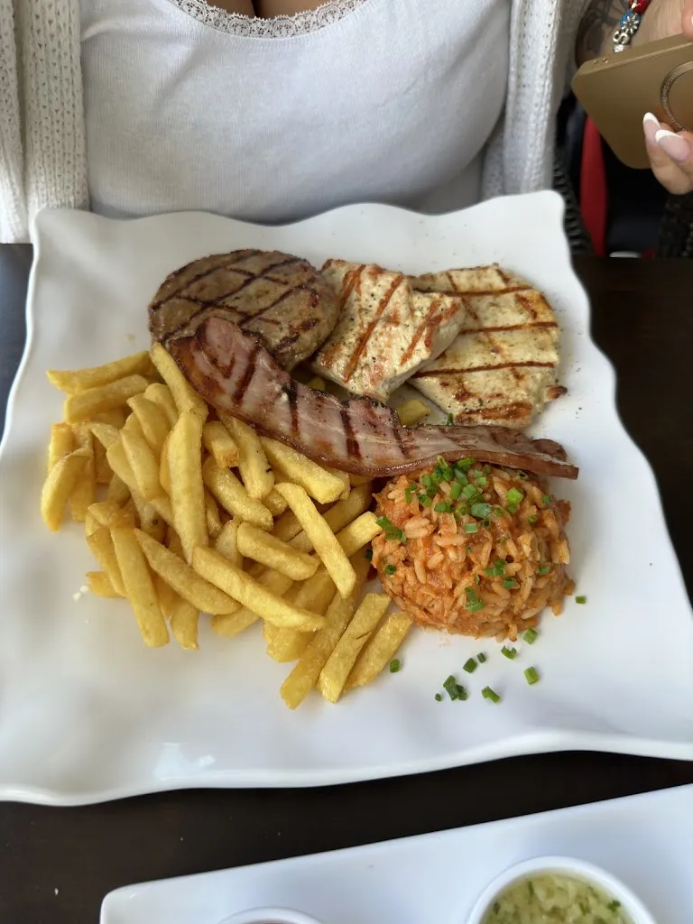 Menu_Dubrovnik Restaurant_Hamburg_immagine_7