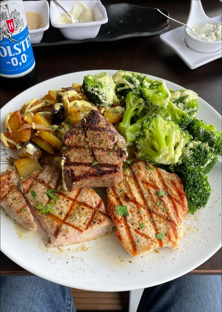 Trevor Daley_Dubrovnik Restaurant_Hamburg_review