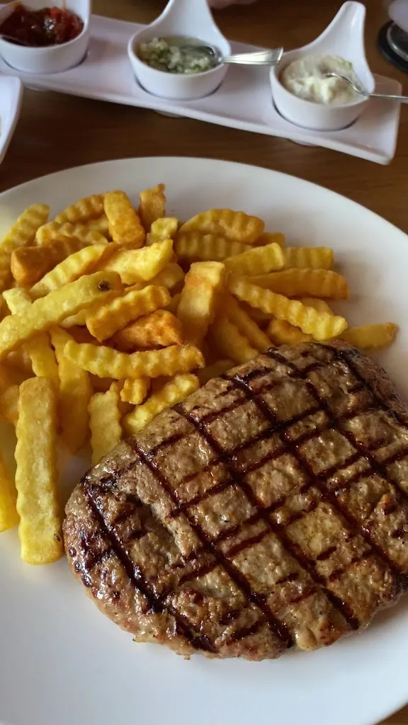 Dubrovnik Restaurant_Hamburg_slider_image_2