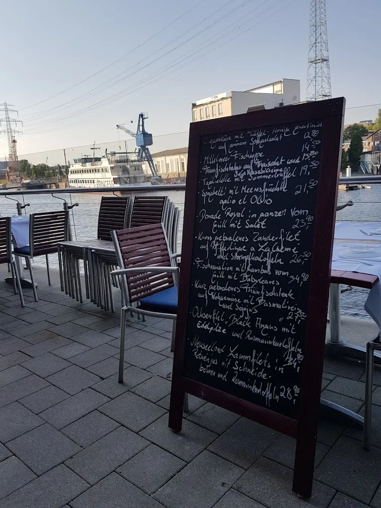 Menu_Momento di... Restaurant_Hamburg_image_4