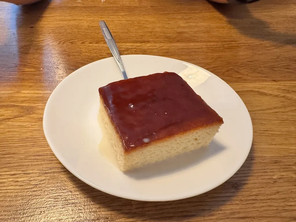 Bochen Li_Balkan Street Food - Burek & Ćevapčići_Hamburg_review